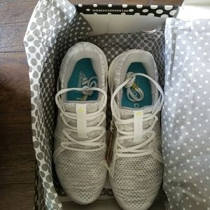 Adidas ultraboost parley